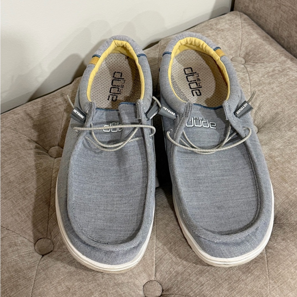 Hey Dude Men's Light Gray Slip-On Loafers